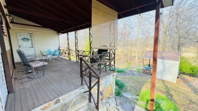 Charming Cottage with Dock Access & Stunning Views! Call Josh! - photo 4