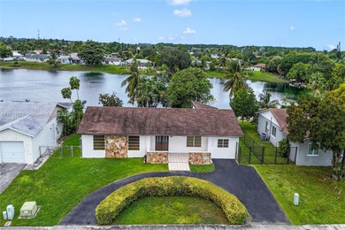 (private lake, pond, creek) Home For Sale in Miami Florida