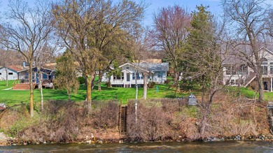 Opportunity to own a 5 bedroom/2 bath home on beautiful Green - photo 47