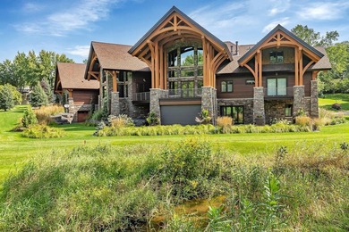 Enjoy the epitome of luxury living on the 16th & 17th hole at - photo 2