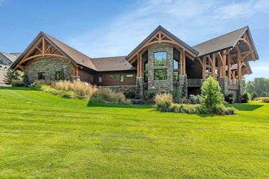 Enjoy the epitome of luxury living on the 16th & 17th hole at - photo 3