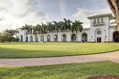 Welcome to this exceptional 5-bedroom, 2.5-bathroom residence in - photo 11