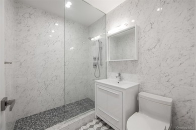 This luxurious condominium penthouse atop a modern elevator - photo 13