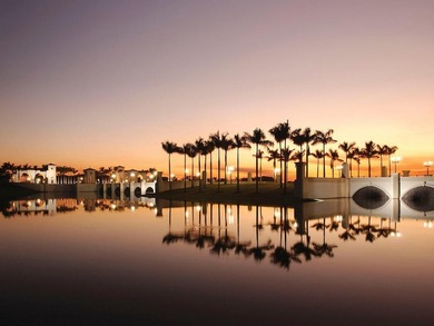 Welcome to this exceptional 5-bedroom, 2.5-bathroom residence in - photo 18