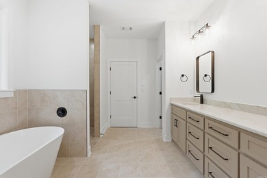 Experience refined new construction by Guerrero Custom Homes at - photo 21