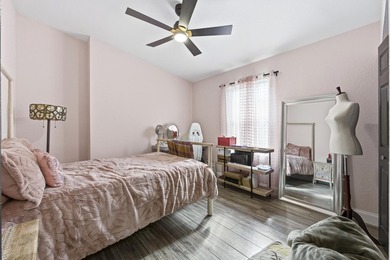 Wel maintained 3BR/2BA home with a 2 car garage in the gated - photo 21