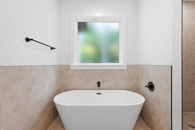 Experience refined new construction by Guerrero Custom Homes at - photo 22