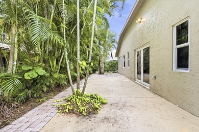 Wel maintained 3BR/2BA home with a 2 car garage in the gated - photo 24