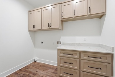 Experience refined new construction by Guerrero Custom Homes at - photo 41