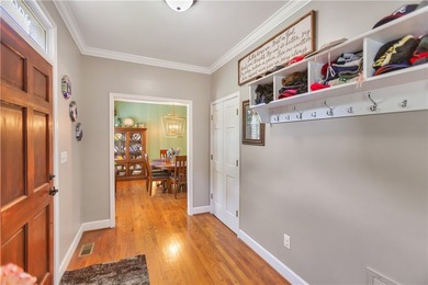 BRAND NEW ROOF WITH TRANSFERRABLE WARRANTY!! Just in time for - photo 38