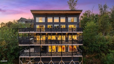 EPIC Mountain Views and solid rental history! Welcome to 839 - photo 1