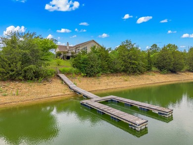 Welcome to a truly rare waterfront retreat-a breathtaking - photo 3