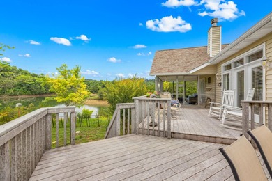 Welcome to a truly rare waterfront retreat-a breathtaking - photo 8