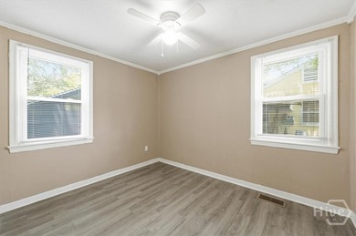Rare opportunity to own a property with incredible flexibility - photo 12