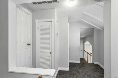 Welcome home to this beautiful Colonial in the highly - photo 23