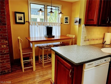 Prepare to be wowed! Homes like this don't come on the market - photo 27