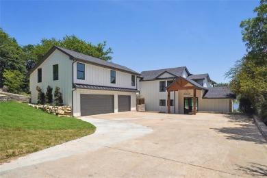 Lake Home For Sale in Granbury, Texas