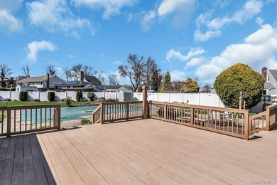 Welcome home to this beautiful Colonial in the highly - photo 34