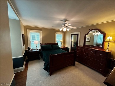Prepare to be wowed! Homes like this don't come on the market - photo 37