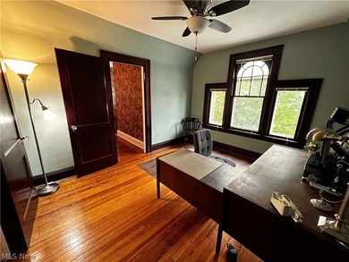 Prepare to be wowed! Homes like this don't come on the market - photo 42