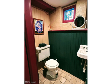 Prepare to be wowed! Homes like this don't come on the market - photo 47