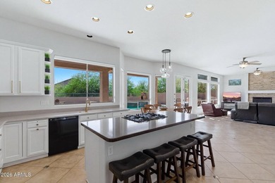 Beautifully designed 5 bed/4 bath home in the gated Las Sendas - photo 10