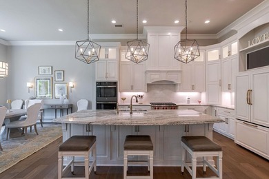 IMPECCABLY MAINTAINED CUSTOM HOME IN THE COVETED PARROTTS POINT - photo 12