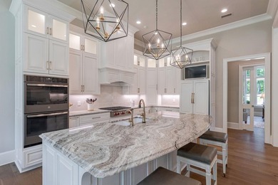 IMPECCABLY MAINTAINED CUSTOM HOME IN THE COVETED PARROTTS POINT - photo 13