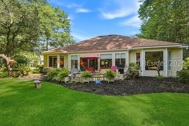 Enjoy serene water views from your private backyard in this - photo 21