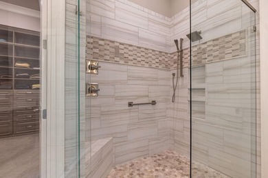 IMPECCABLY MAINTAINED CUSTOM HOME IN THE COVETED PARROTTS POINT - photo 25