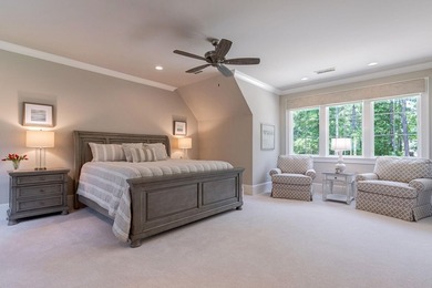 IMPECCABLY MAINTAINED CUSTOM HOME IN THE COVETED PARROTTS POINT - photo 31