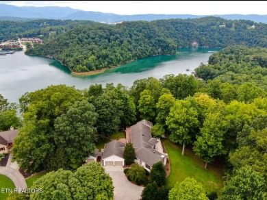 Lake Home For Sale in Caryville, Tennessee