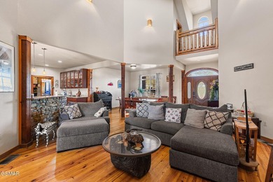 Welcome to this truly one-of-a-kind mountain retreat offering - photo 8