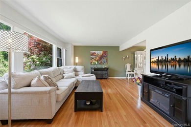 Welcome to 19 Stimson Place, a charming Colonial nestled in the - photo 4