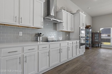 Beautiful home on a spacious community lot in the highly desired - photo 16