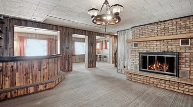 Bring your vision to beautiful Sand Lake. This year-round 4 - photo 26