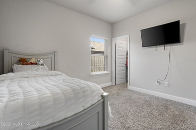 Beautiful home on a spacious community lot in the highly desired - photo 33