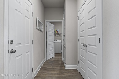 Beautiful home on a spacious community lot in the highly desired - photo 36