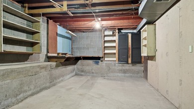 Bring your vision to beautiful Sand Lake. This year-round 4 - photo 37