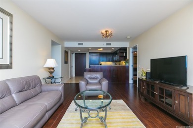 Discover this stunning HIGH FLOOR 2-bedroom, 2-bath luxury unit - photo 8
