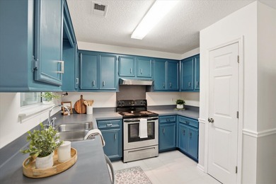ASSUMABLE 2.99% VA LOAN! Tucked away on a cul-de-sac in - photo 10