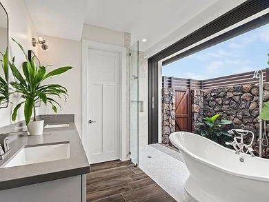 Located on a private cul-du-sac in the Kaimalino neighborhood of - photo 12