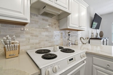 Welcome to 6208 Sweetwater Blvd in the heart of Murrells Inlet-a - photo 14
