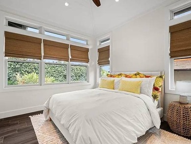 Located on a private cul-du-sac in the Kaimalino neighborhood of - photo 15