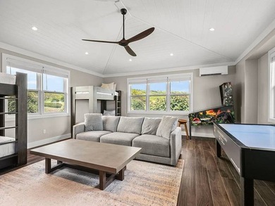 Located on a private cul-du-sac in the Kaimalino neighborhood of - photo 16