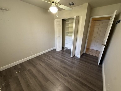 Charming 3-bedroom, 2-bathroom home located in Fort Lauderdale - photo 7