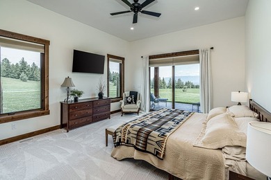 Built to perfection in 2024, this rare 6,000+ sq/ft mountain - photo 21