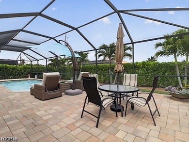 Welcome home to this perfectly located house, nestled in the - photo 26
