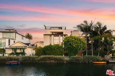 442 Sherman Canal is your own private world, floating between - photo 2