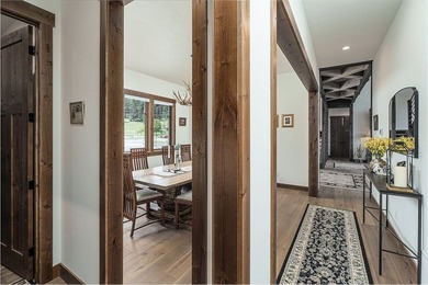Built to perfection in 2024, this rare 6,000+ sq/ft mountain - photo 38